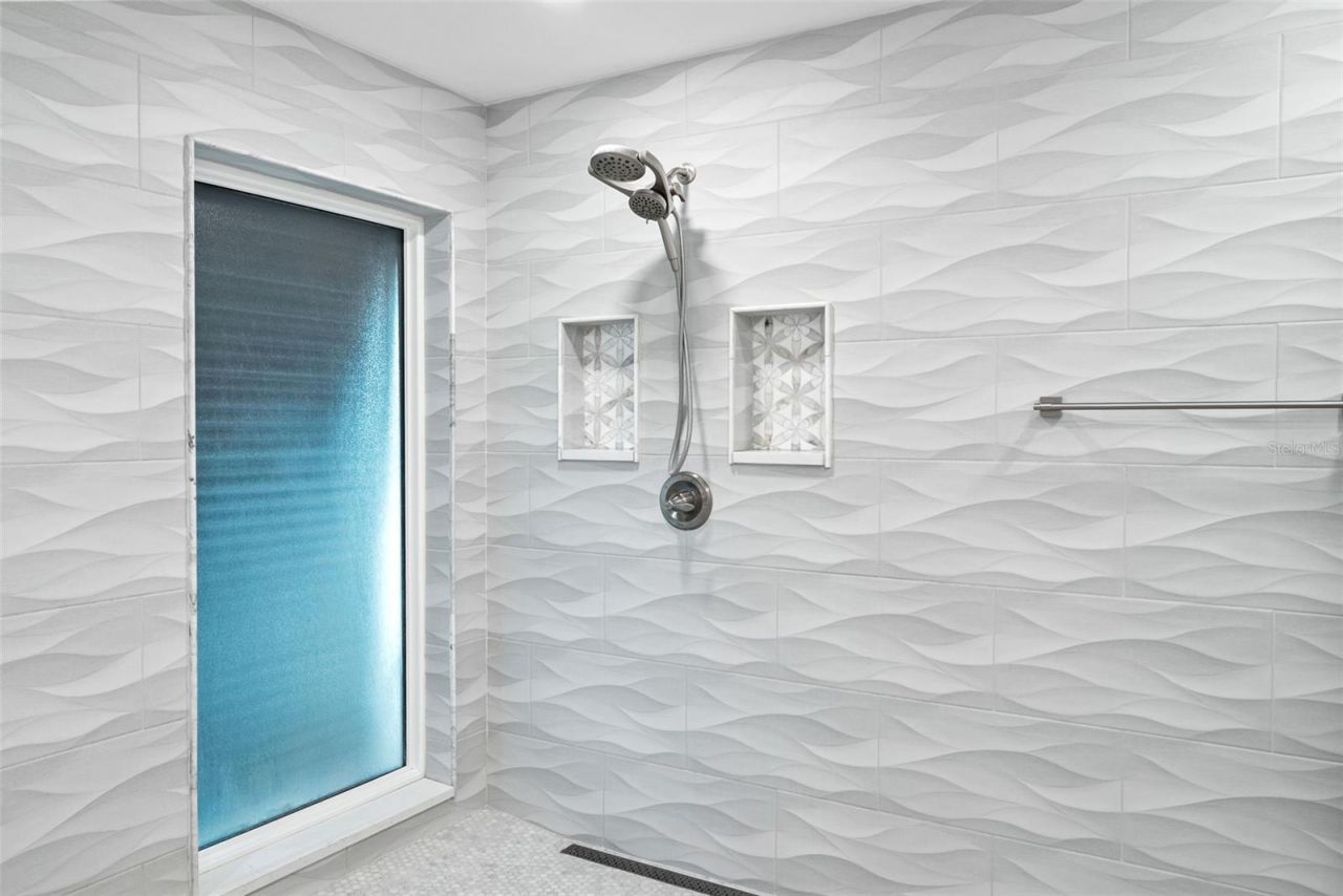 5791 Westshore Drive, New Port Richey, FL 34652 Photo