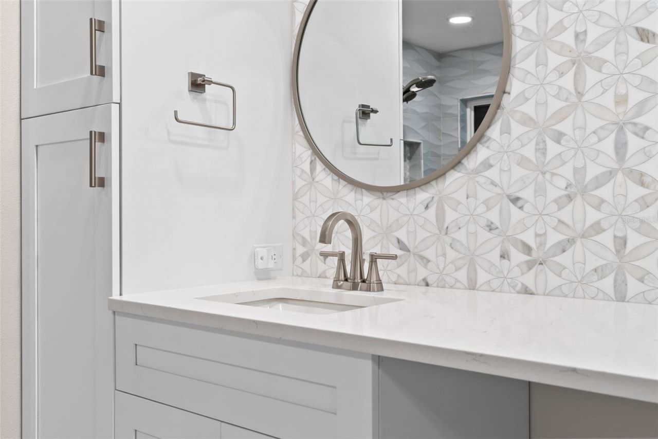 5791 Westshore Drive, New Port Richey, FL 34652 Photo