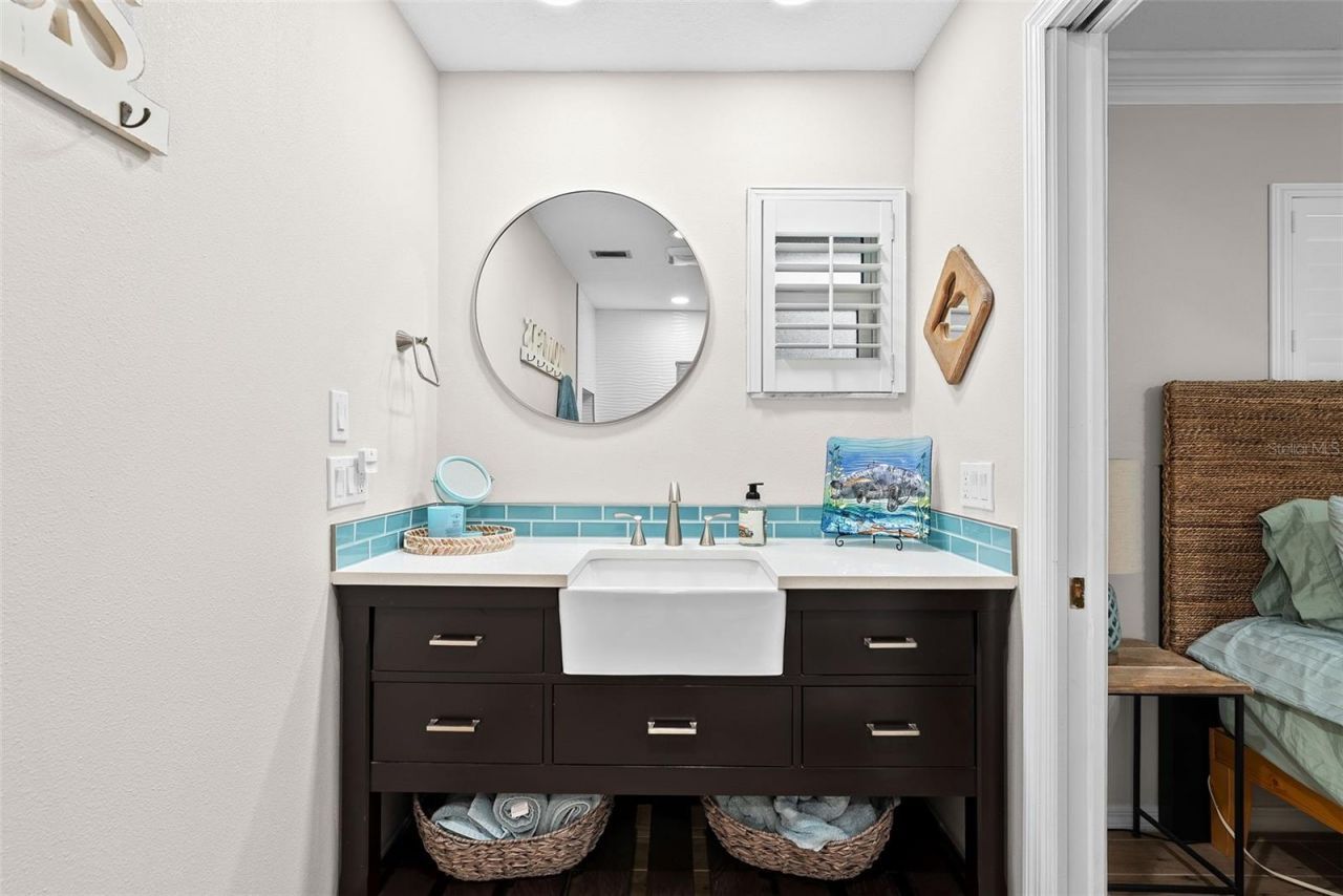 5791 Westshore Drive, New Port Richey, FL 34652 Photo