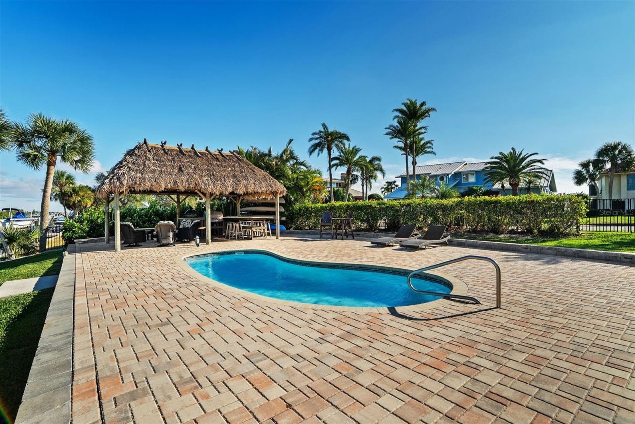 5791 Westshore Drive, New Port Richey, FL 34652 Photo