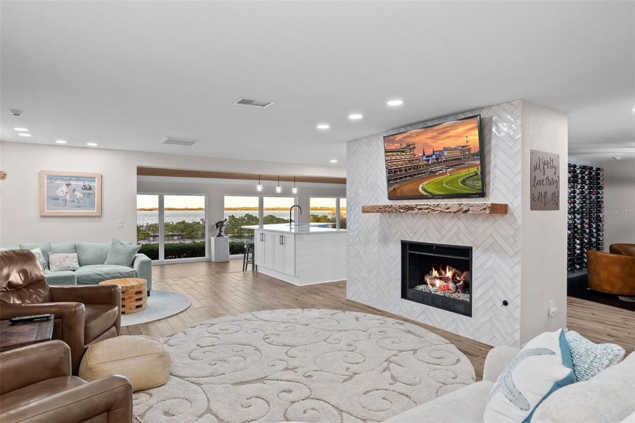 5791 Westshore Drive, New Port Richey, FL 34652 Photo