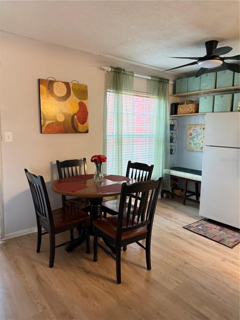 1290 83rd Avenue N, Unit D, Saint Petersburg, FL 33702 Photo