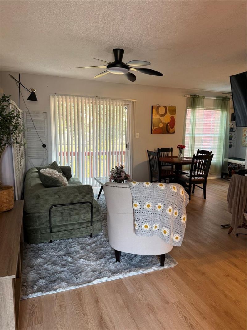 1290 83rd Avenue N, Unit D, Saint Petersburg, FL 33702 Photo