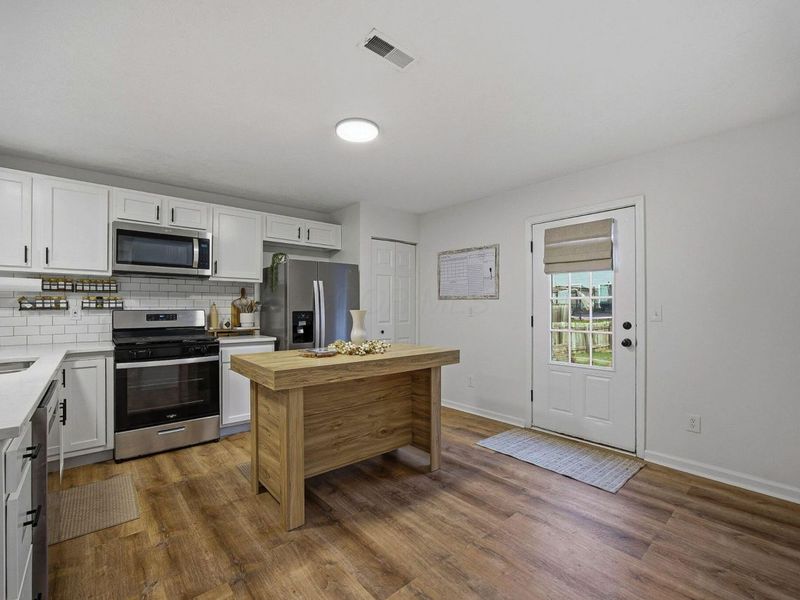 7502 Canal Highlands Boulevard, Canal Winchester, OH 43110 Photo 17