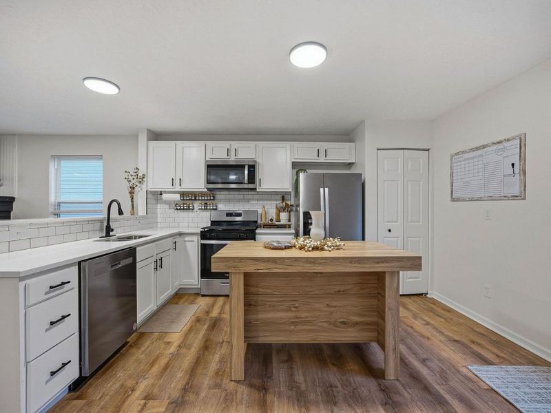 7502 Canal Highlands Boulevard, Canal Winchester, OH 43110 Photo 18