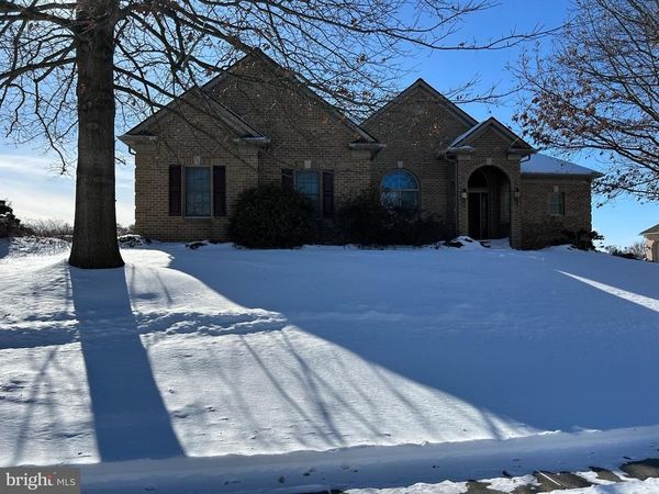 214 RIDGEFIELD DRIVE, YORK, PA 17403