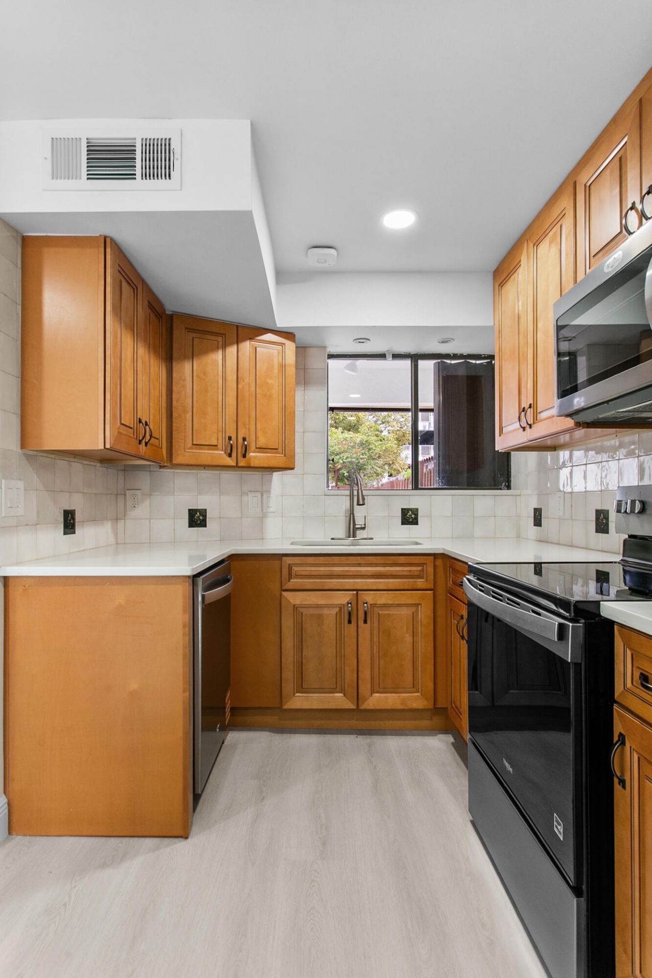 2522 NE 9th Street, Fort Lauderdale, FL 33304 Photo