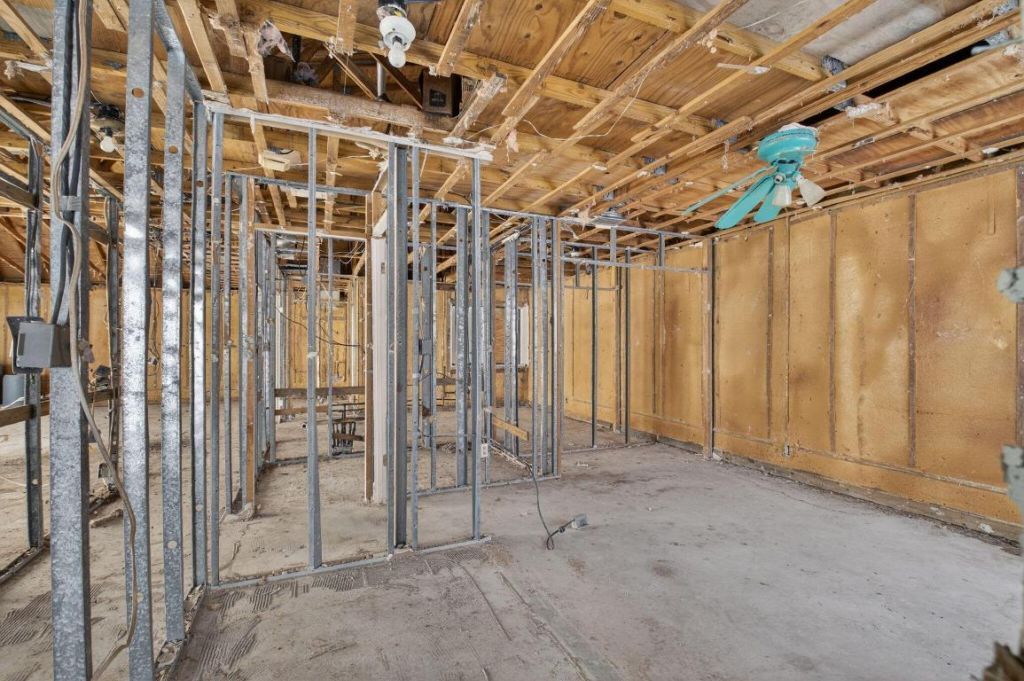 905 NW 21st Way, Delray Beach, FL 33445 Photo