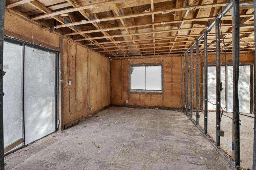 905 NW 21st Way, Delray Beach, FL 33445 Photo