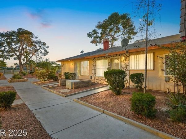 3982 Voxna Street, Las Vegas, NV 89119