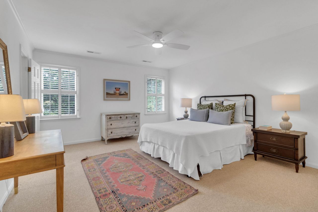 670 Poaug Lane Photo 16