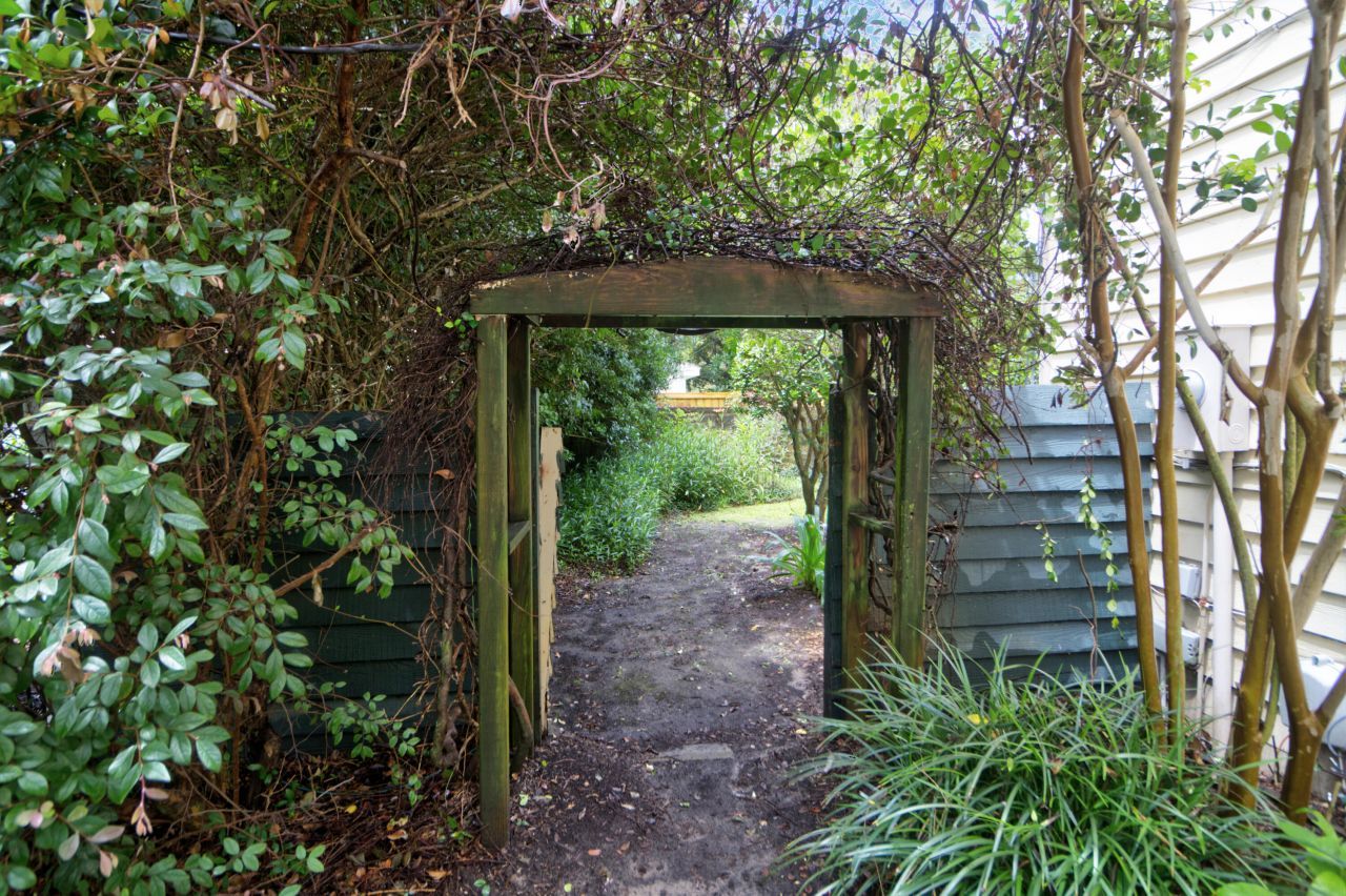 670 Poaug Lane Photo 34