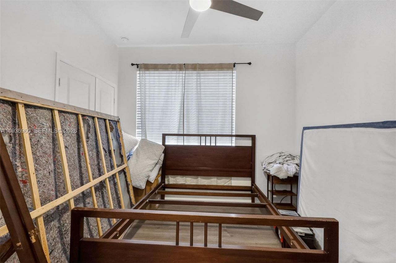 2805 NW 180th St , Miami Gardens, FL 33056 Photo