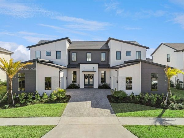 9720 Laurel Berry Drive, Orlando, FL 32827