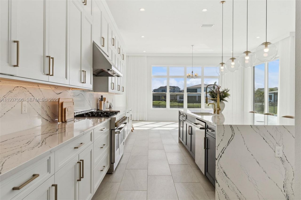 9720 Laurel Berry Drive, Orlando, FL 32827 Photo