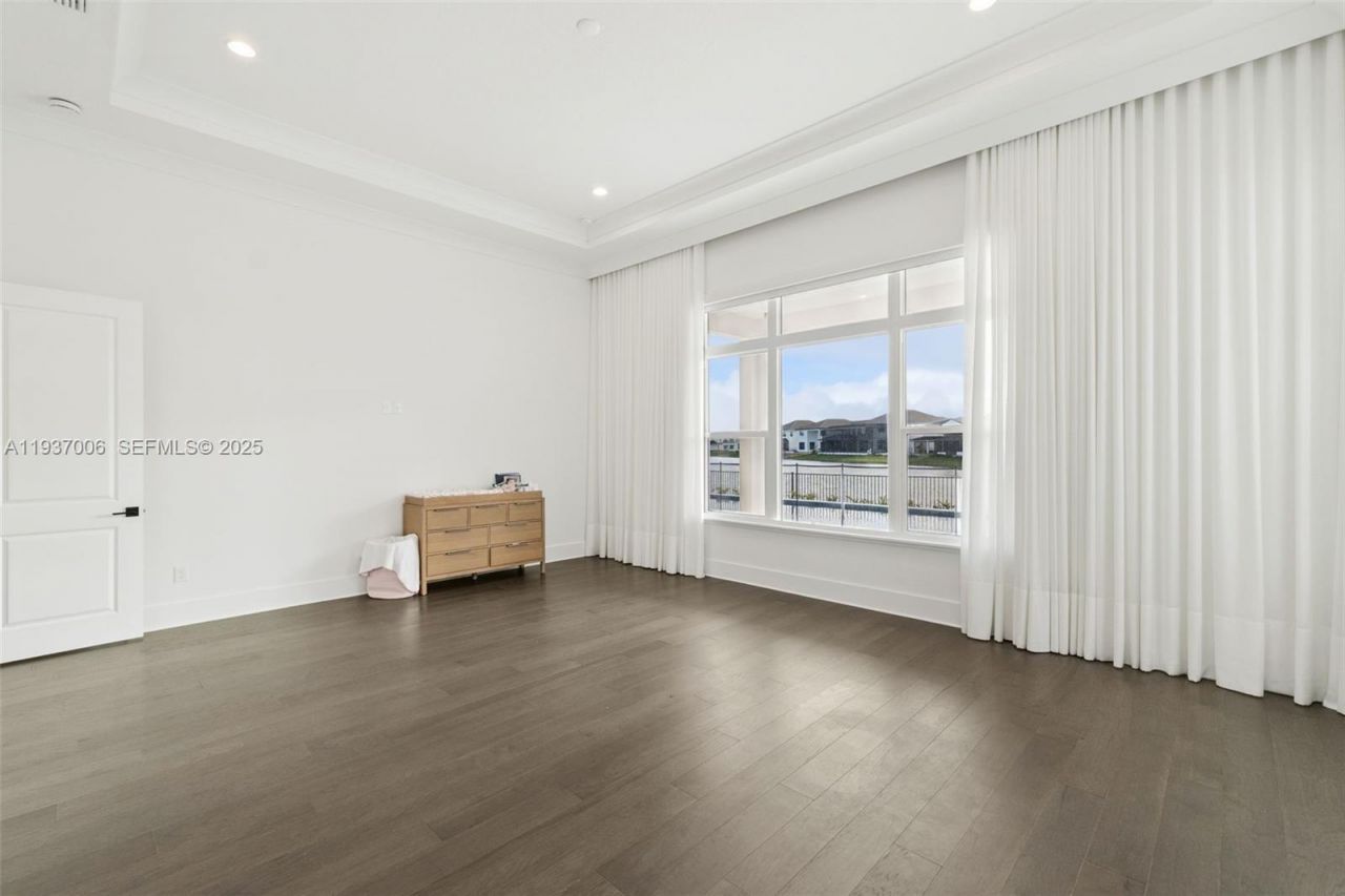 9720 Laurel Berry Drive, Orlando, FL 32827 Photo