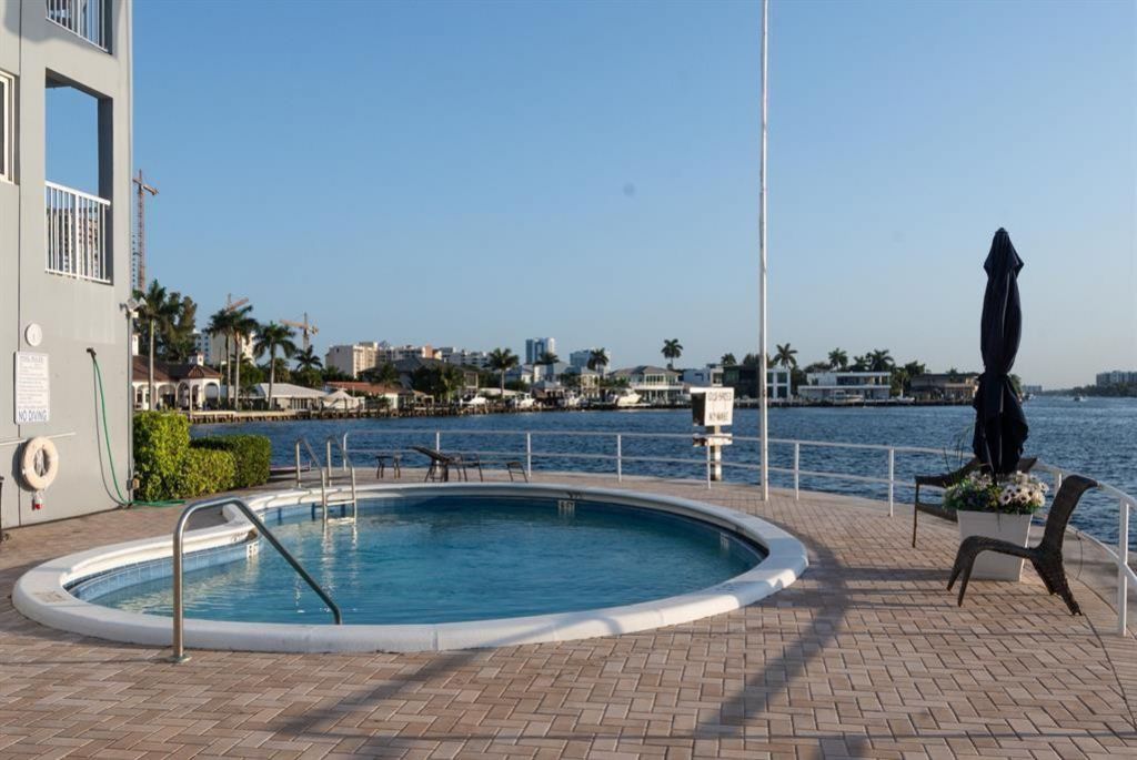 1201 S Riverside Drive, Unit 307, Pompano Beach, FL 33062 Photo