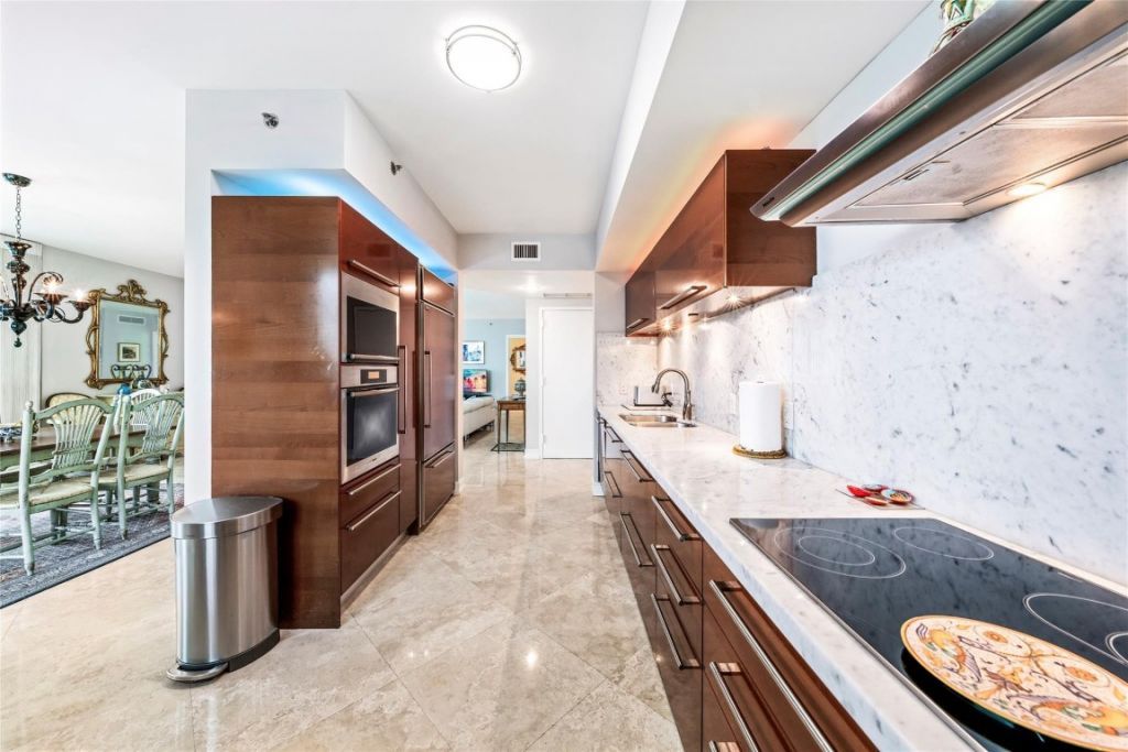 101 S Fort Lauderdale Beach Boulevard, Unit 706, Fort Lauderdale, FL 33316 Photo