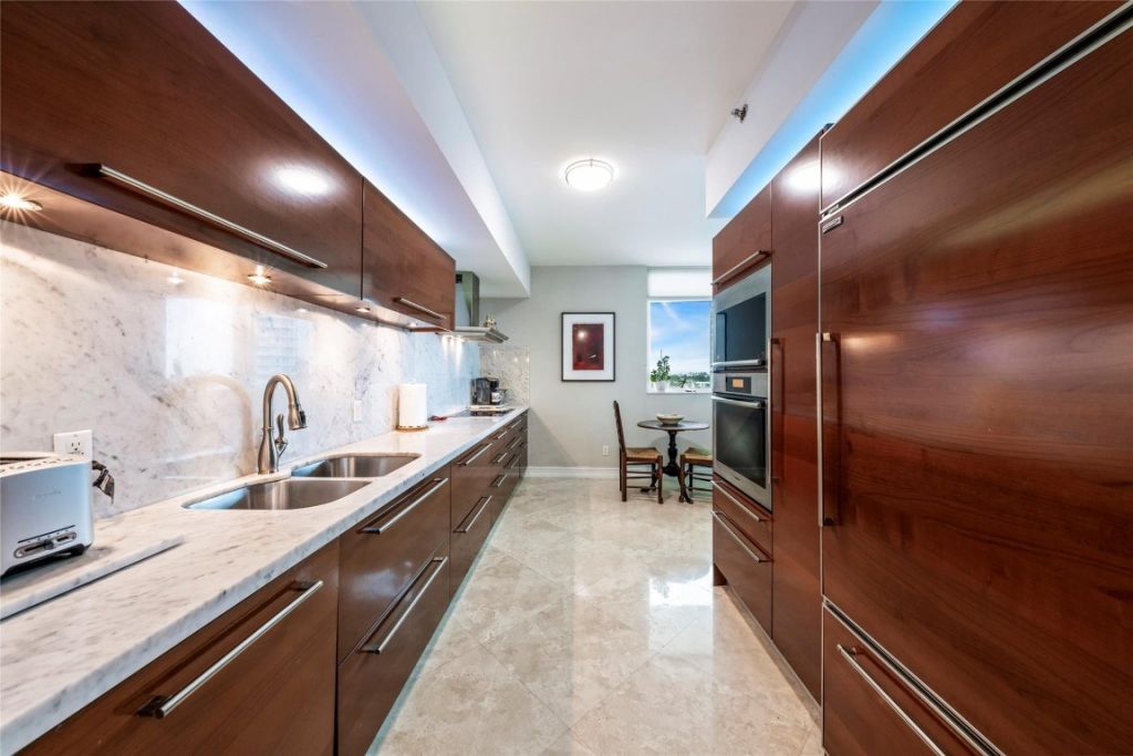 101 S Fort Lauderdale Beach Boulevard, Unit 706, Fort Lauderdale, FL 33316 Photo