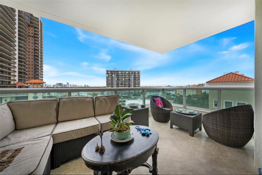 101 S Fort Lauderdale Beach Boulevard, Unit 706, Fort Lauderdale, FL 33316 Photo