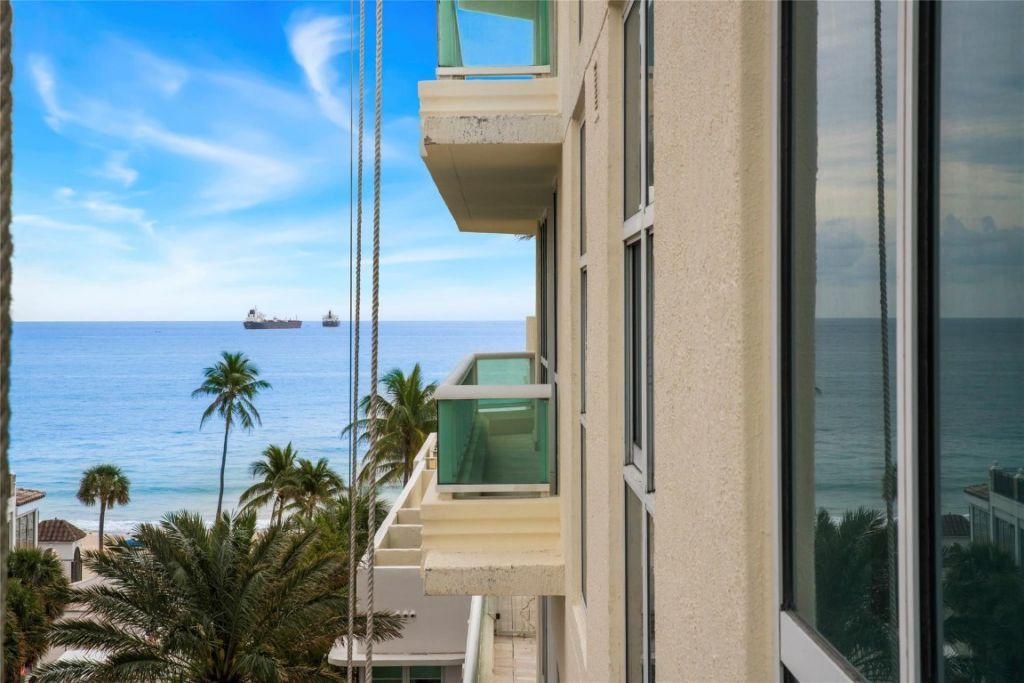 101 S Fort Lauderdale Beach Boulevard, Unit 706, Fort Lauderdale, FL 33316 Photo