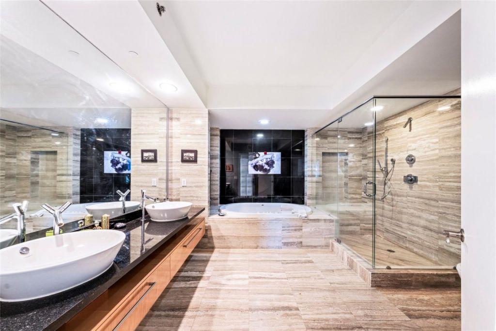 101 S Fort Lauderdale Beach Boulevard, Unit 706, Fort Lauderdale, FL 33316 Photo