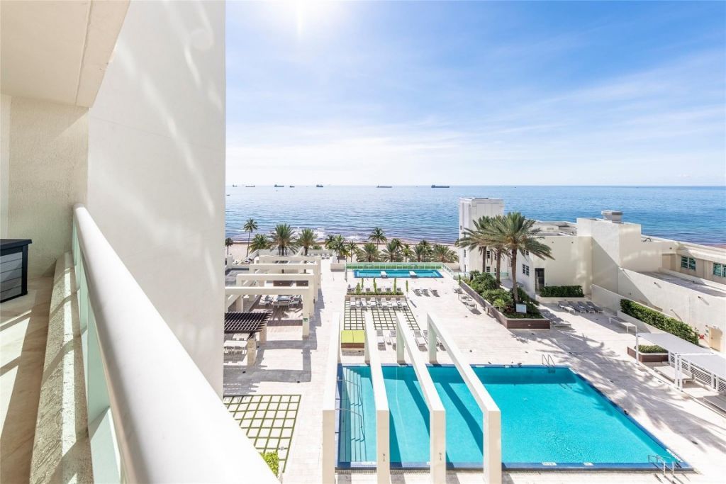 101 S Fort Lauderdale Beach Boulevard, Unit 706, Fort Lauderdale, FL 33316 Photo