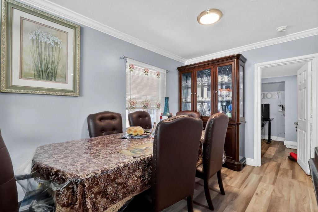 831 30th Court, West Palm Beach, FL 33407 Photo