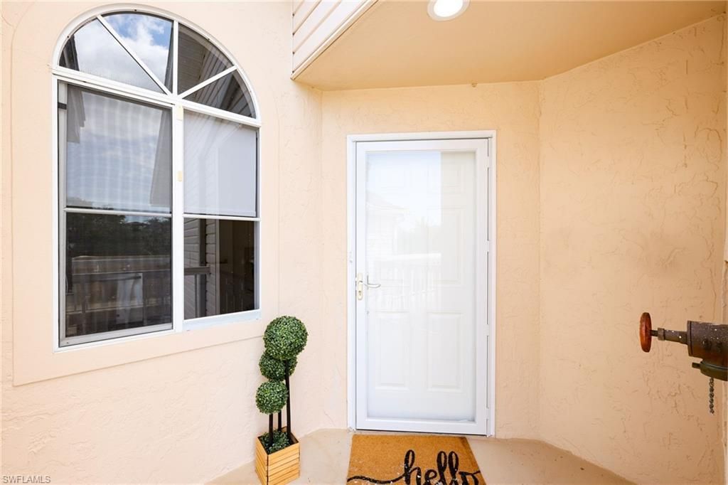 2711 Citrus Lake Dr, Unit F305, Naples, FL 34109 Photo