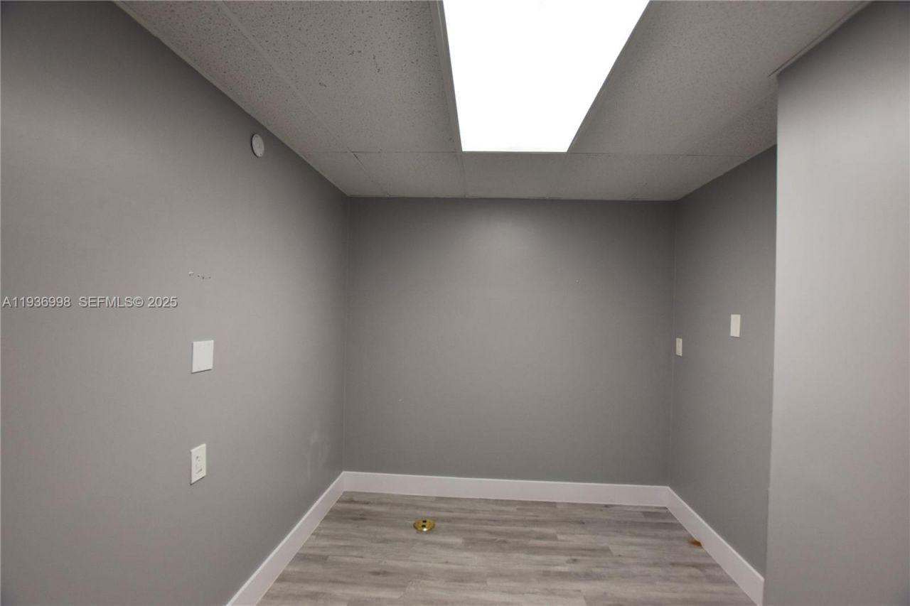 3911 Hollywood Blvd, Unit 106, Hollywood, FL 33021 Photo