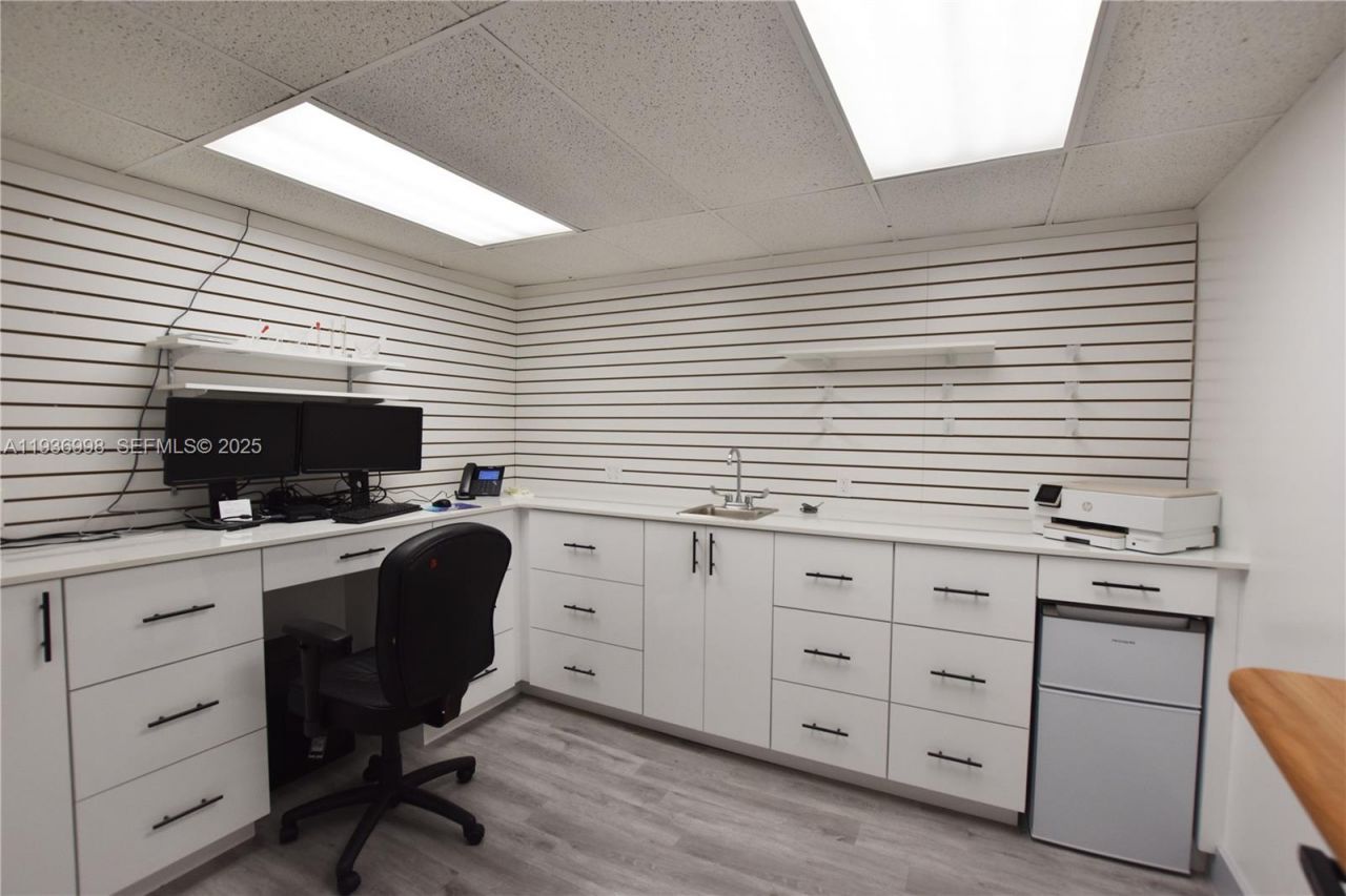 3911 Hollywood Blvd, Unit 106, Hollywood, FL 33021 Photo