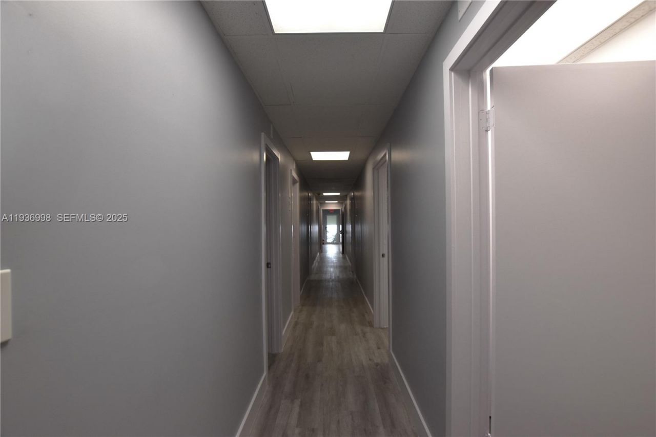 3911 Hollywood Blvd, Unit 106, Hollywood, FL 33021 Photo