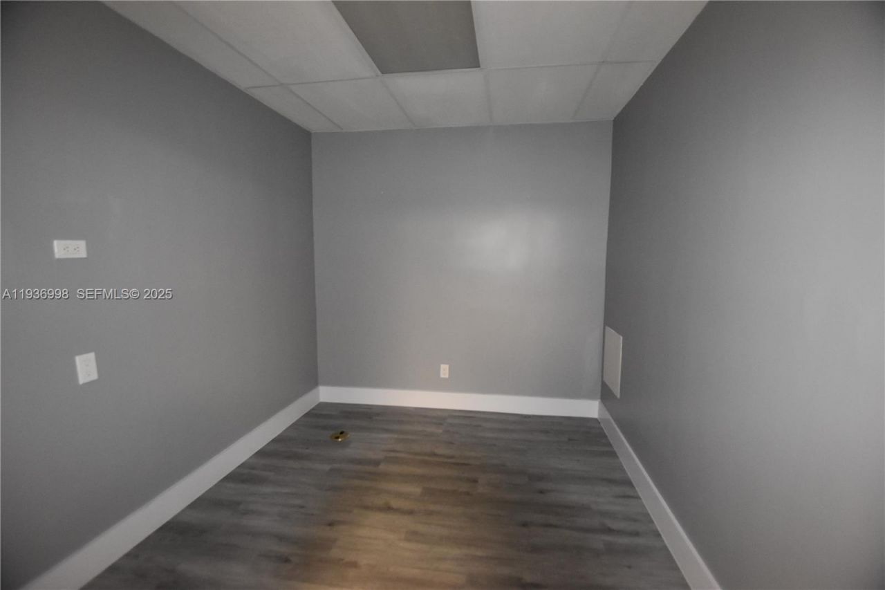 3911 Hollywood Blvd, Unit 106, Hollywood, FL 33021 Photo