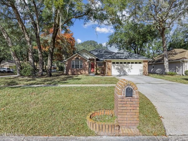 12141 RUNNING BROOK Drive, Jacksonville, FL 32225