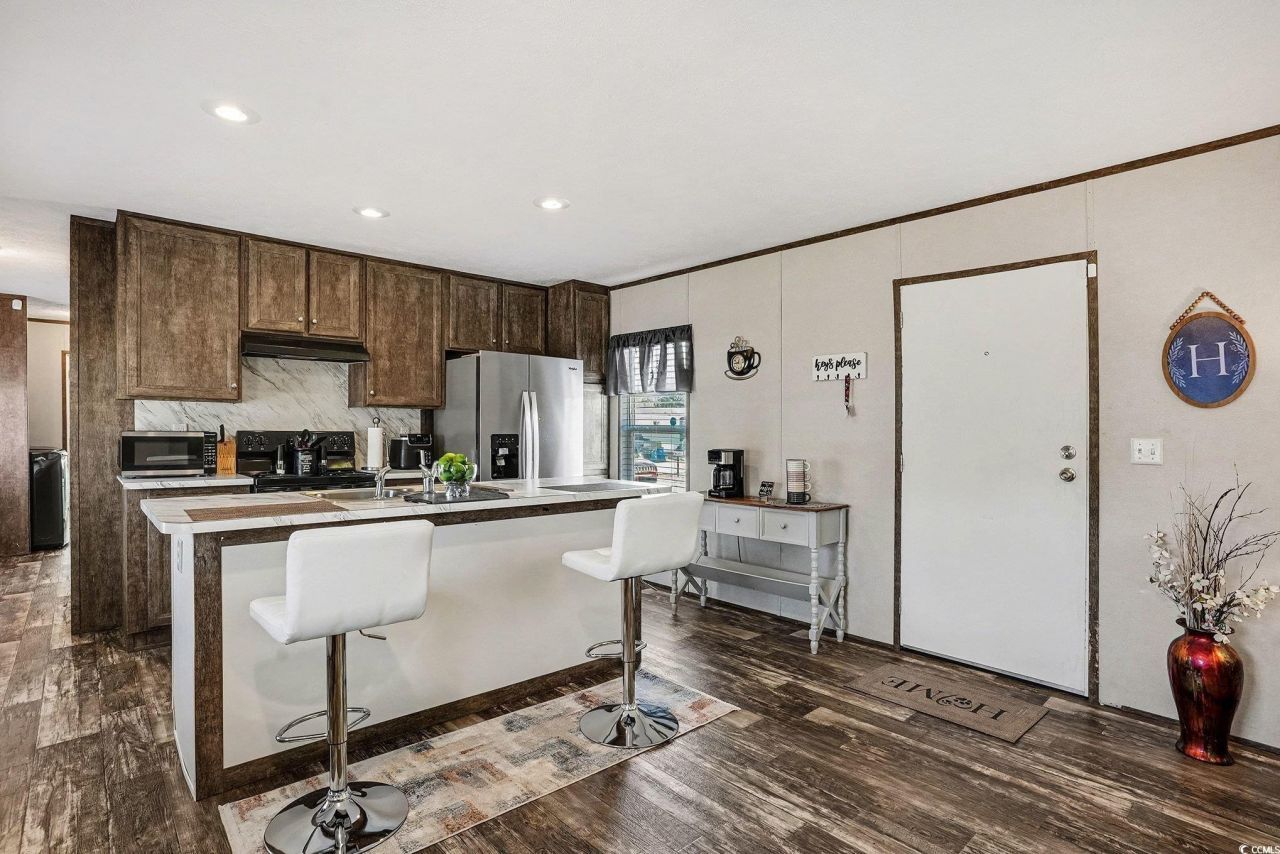 1324 Toucan Dr. Photo 8