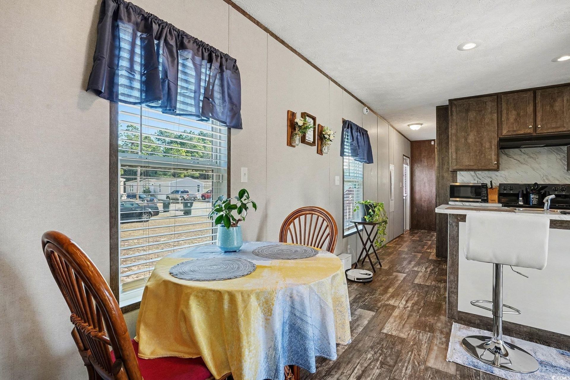 1324 Toucan Dr. Photo 8