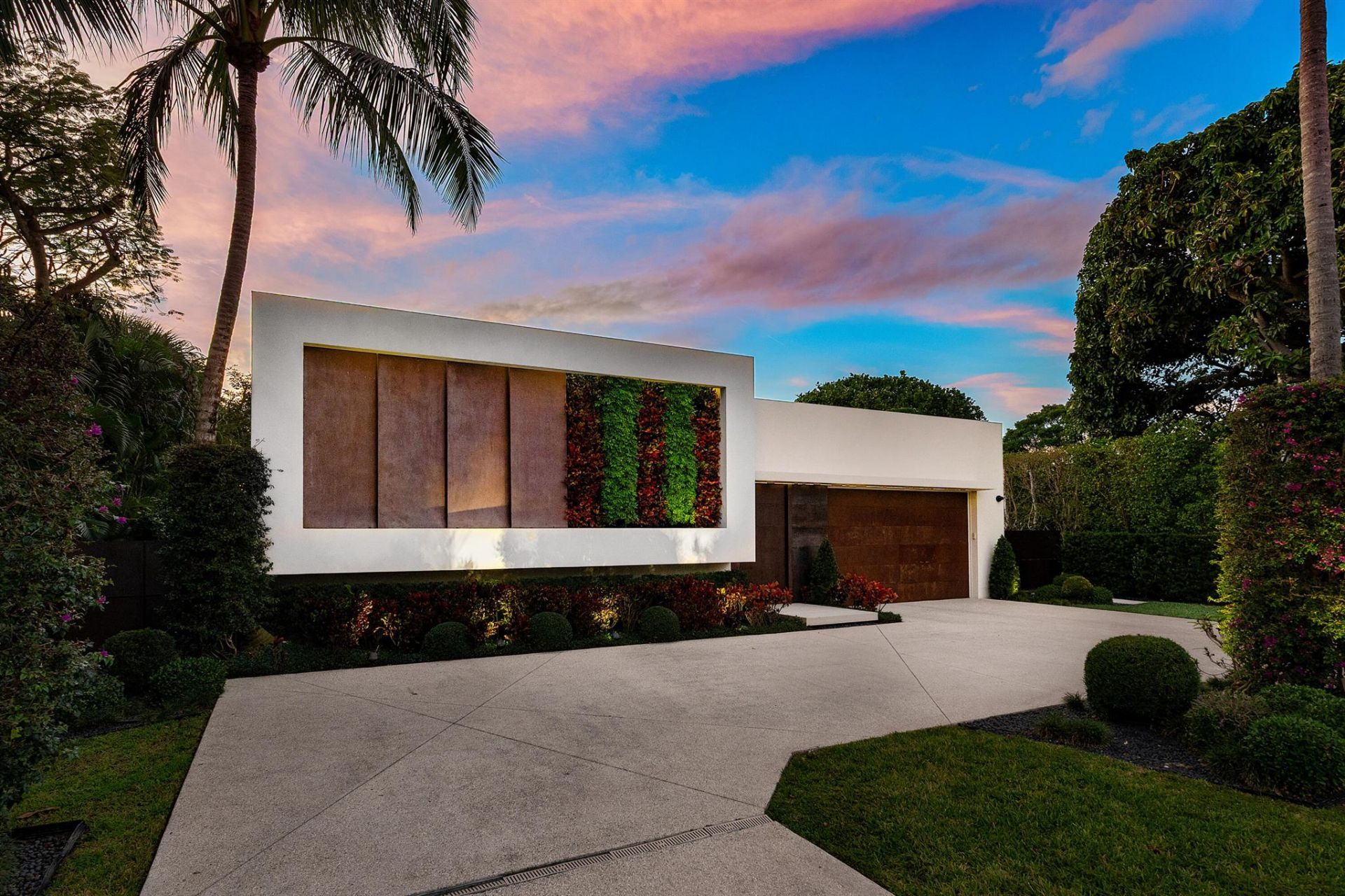 1106 N Swinton Avenue, Delray Beach, FL 33444 Photo