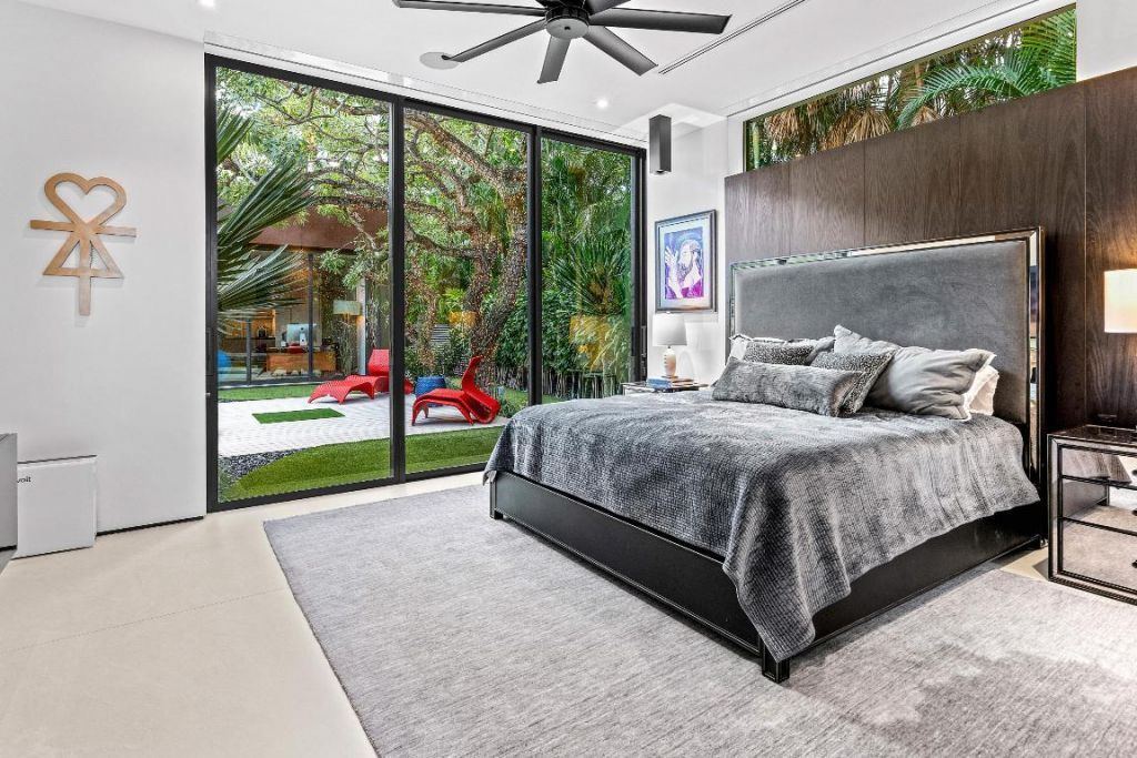 1106 N Swinton Avenue, Delray Beach, FL 33444 Photo