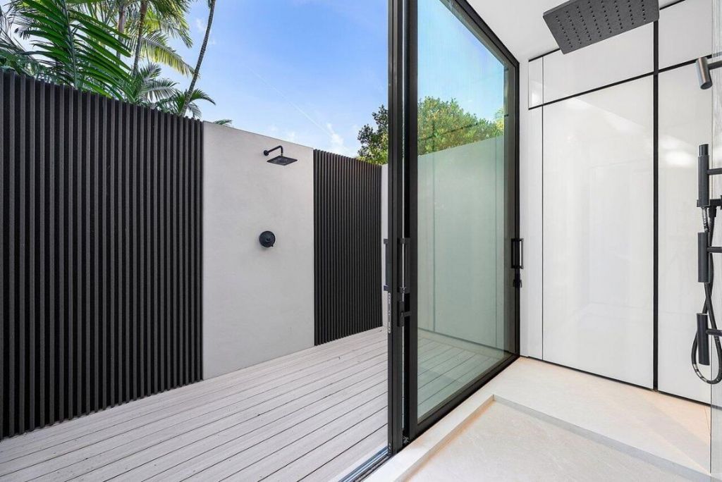 1106 N Swinton Avenue, Delray Beach, FL 33444 Photo