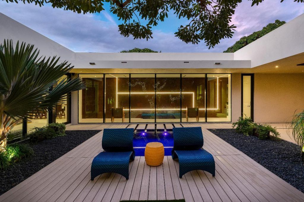 1106 N Swinton Avenue, Delray Beach, FL 33444 Photo