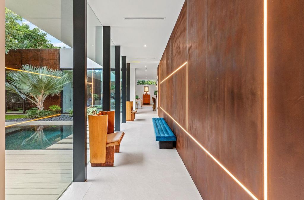 1106 N Swinton Avenue, Delray Beach, FL 33444 Photo