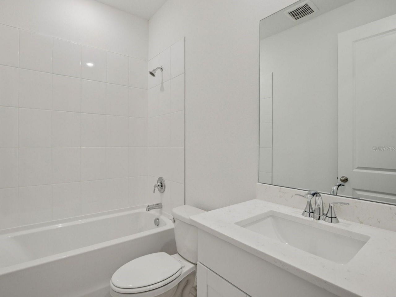 9013 Venetia Court, Palmetto, FL 34221 Photo