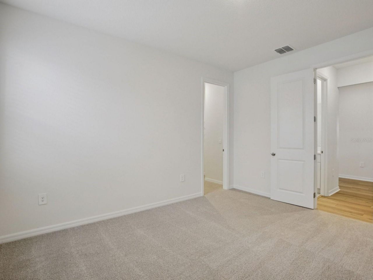 9013 Venetia Court, Palmetto, FL 34221 Photo