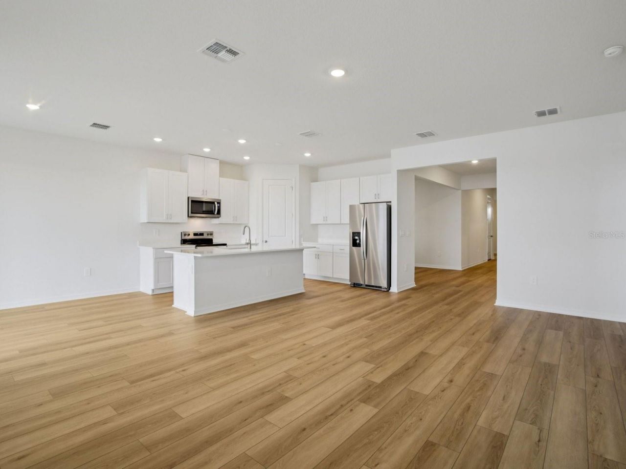 9013 Venetia Court, Palmetto, FL 34221 Photo