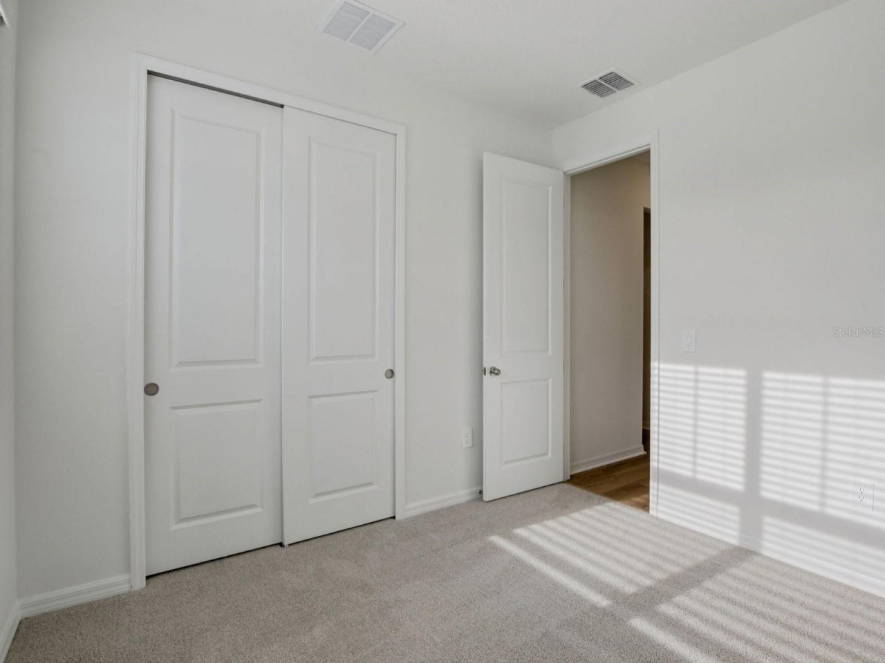 9013 Venetia Court, Palmetto, FL 34221 Photo