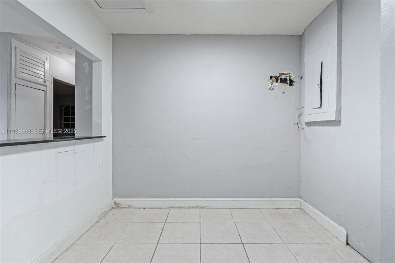 20520 NW 21st Ave, Miami Gardens, FL 33056 Photo