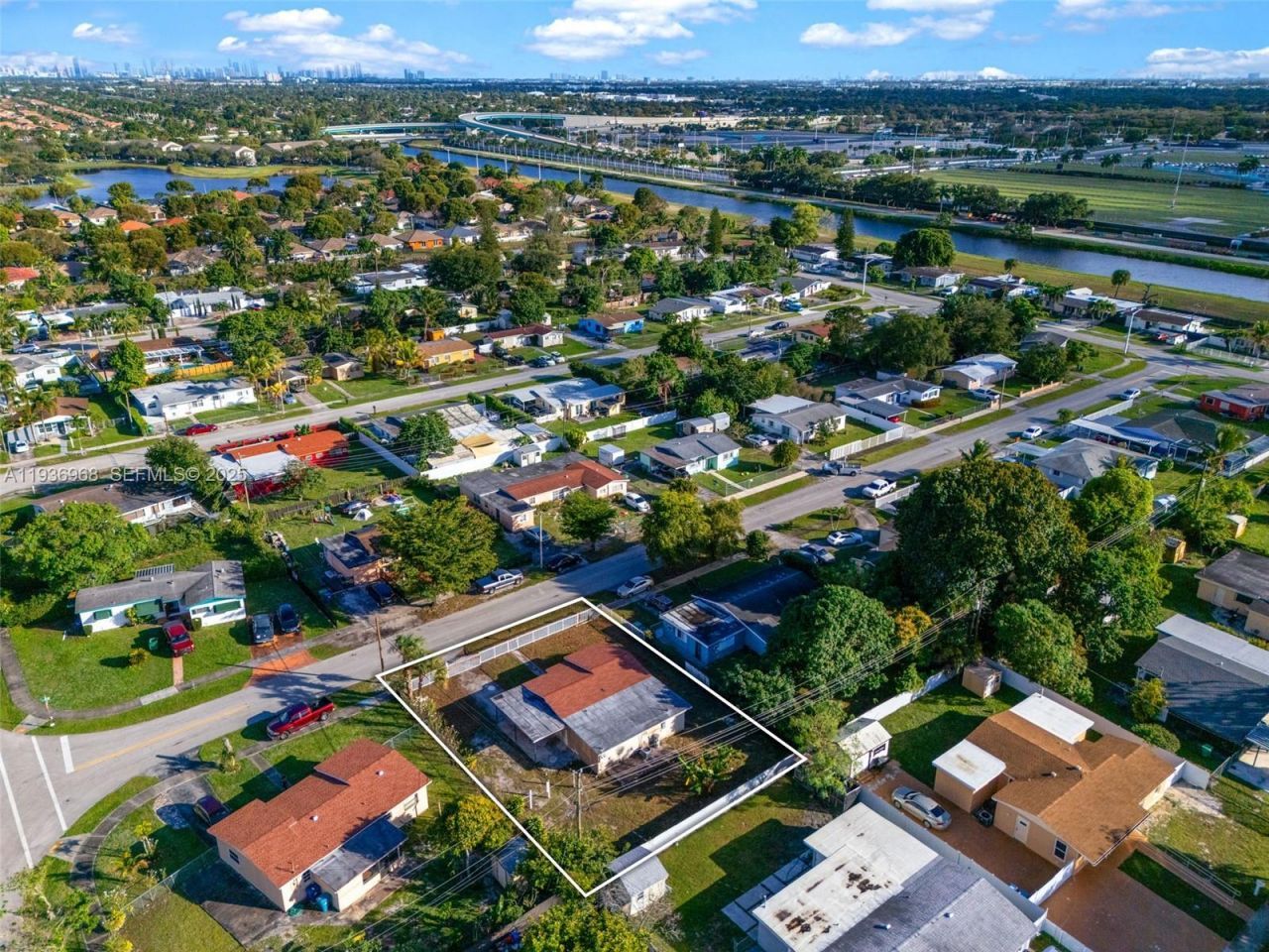 20520 NW 21st Ave, Miami Gardens, FL 33056 Photo