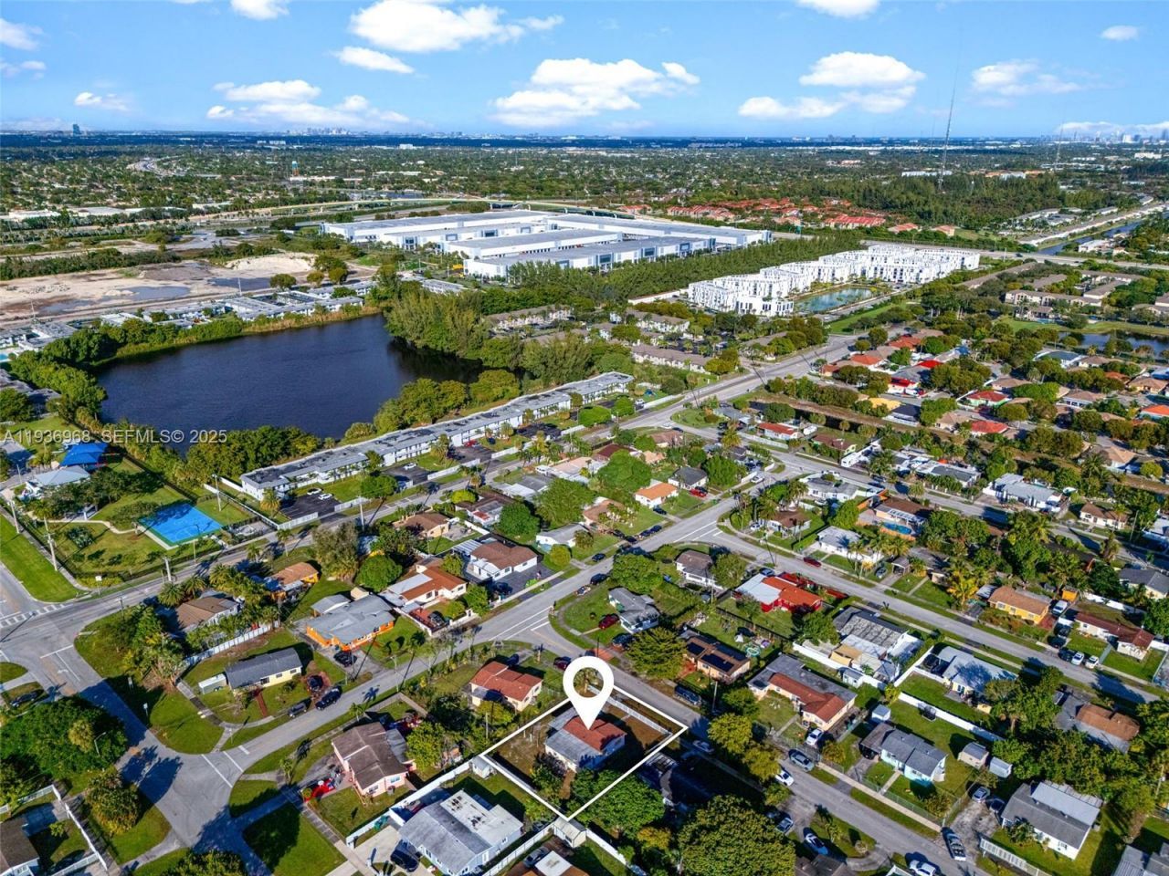 20520 NW 21st Ave, Miami Gardens, FL 33056 Photo