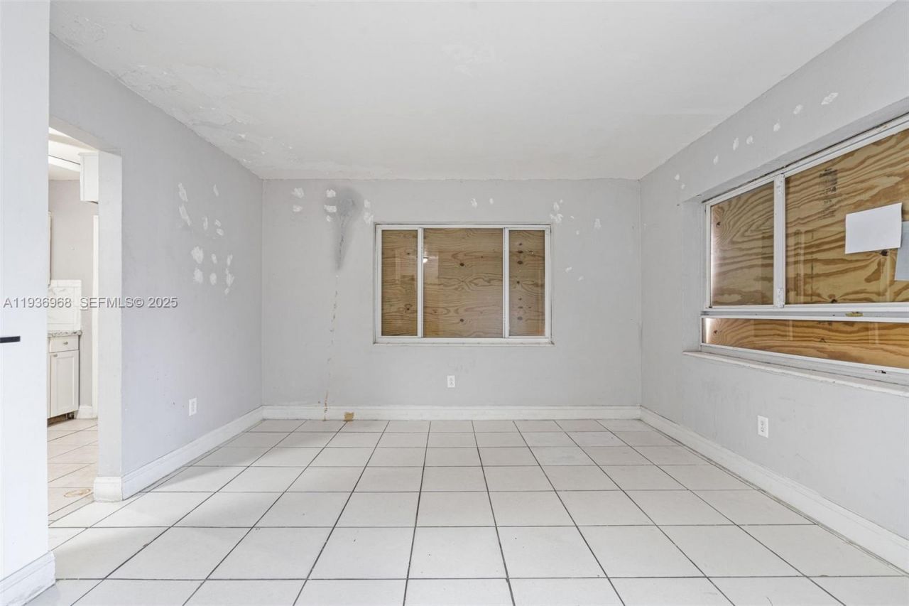 20520 NW 21st Ave, Miami Gardens, FL 33056 Photo