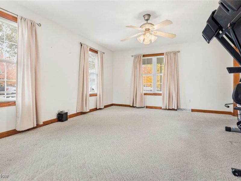 635 Quinten Avenue NW, Strasburg, OH 44680 Photo 23